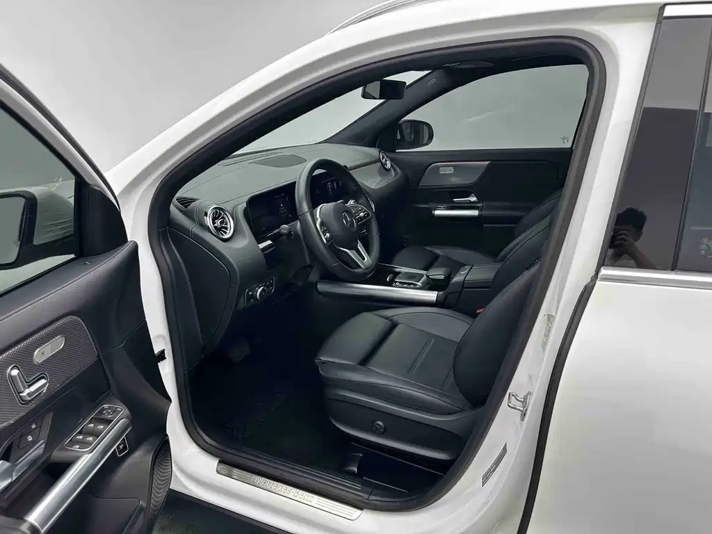 Mercedes-Benz GLA 2021 — фото 9