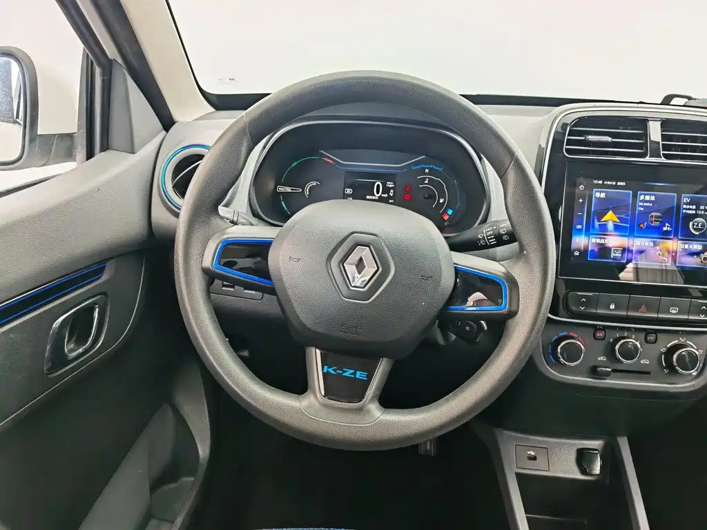 Renault Eno 2020 — фото 11
