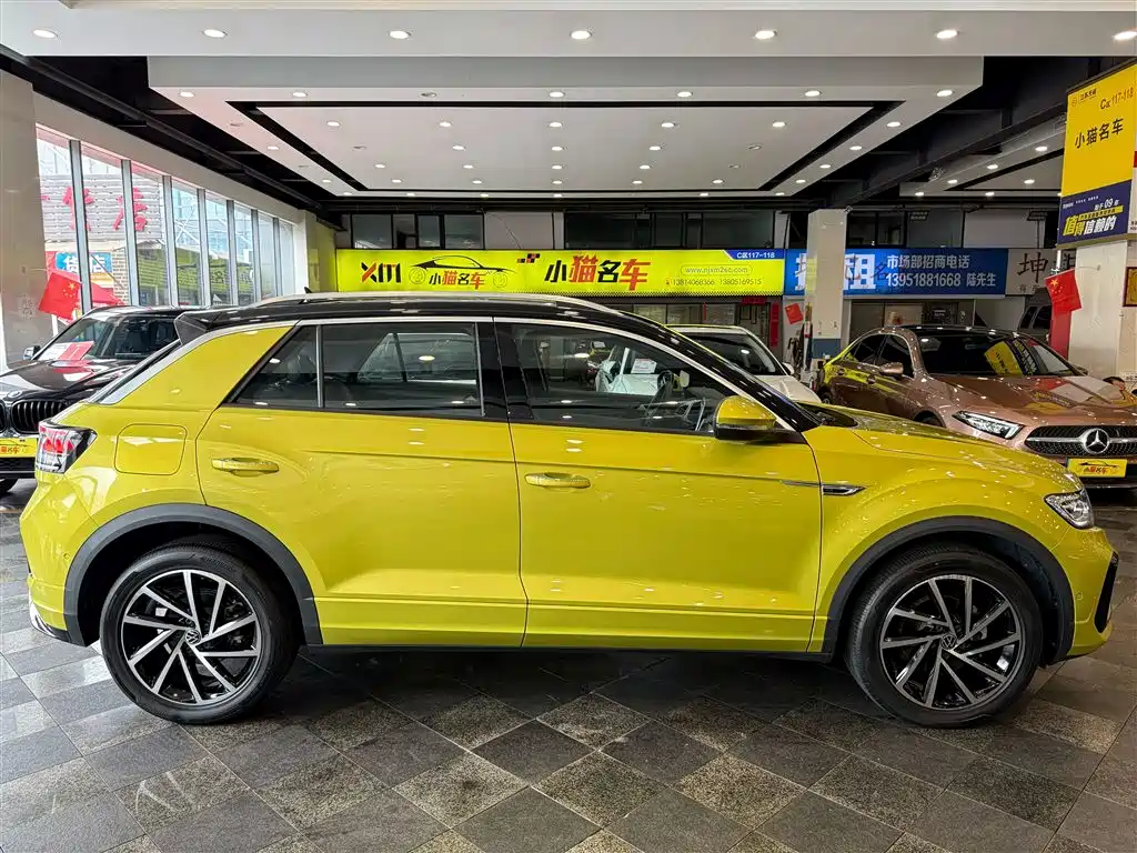 Volkswagen T-Roc 2023 — фото 10