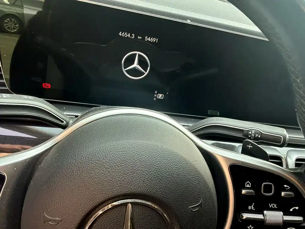 Mercedes-Benz GLE 2023 — фото 2