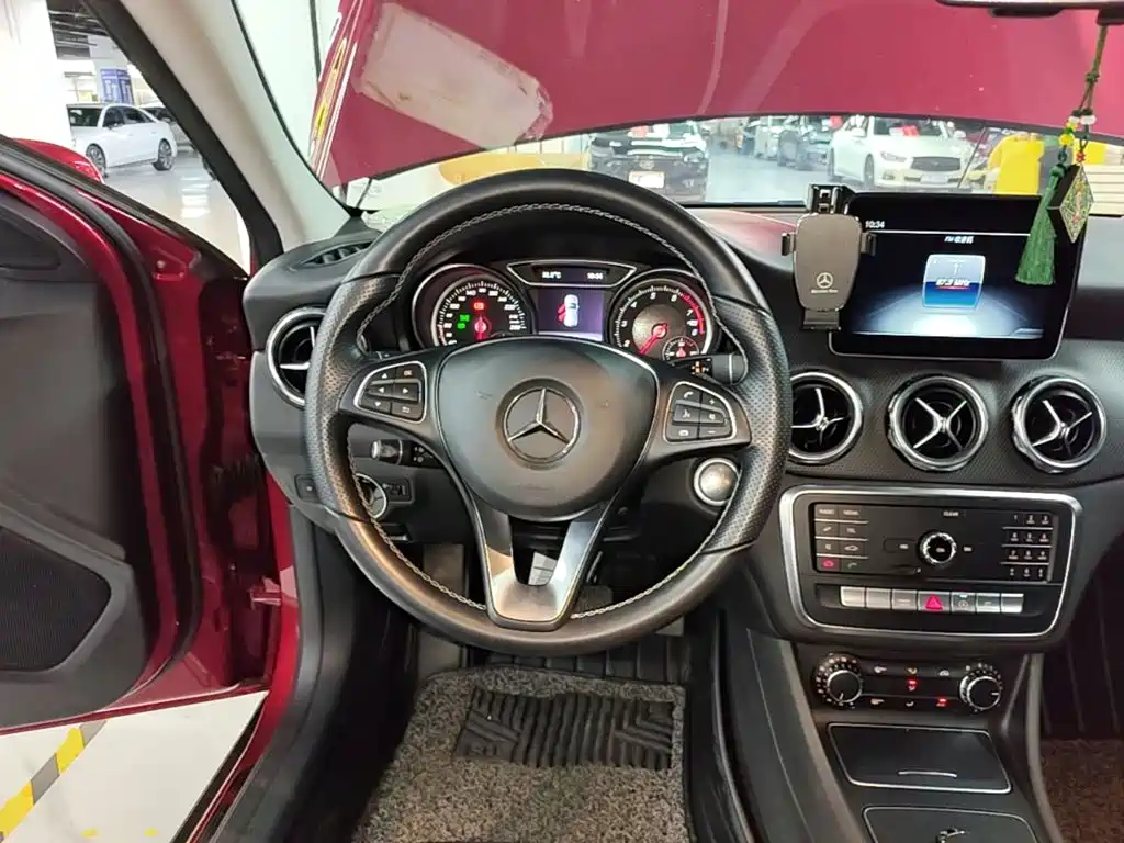Mercedes-Benz GLA 2019 — фото 11