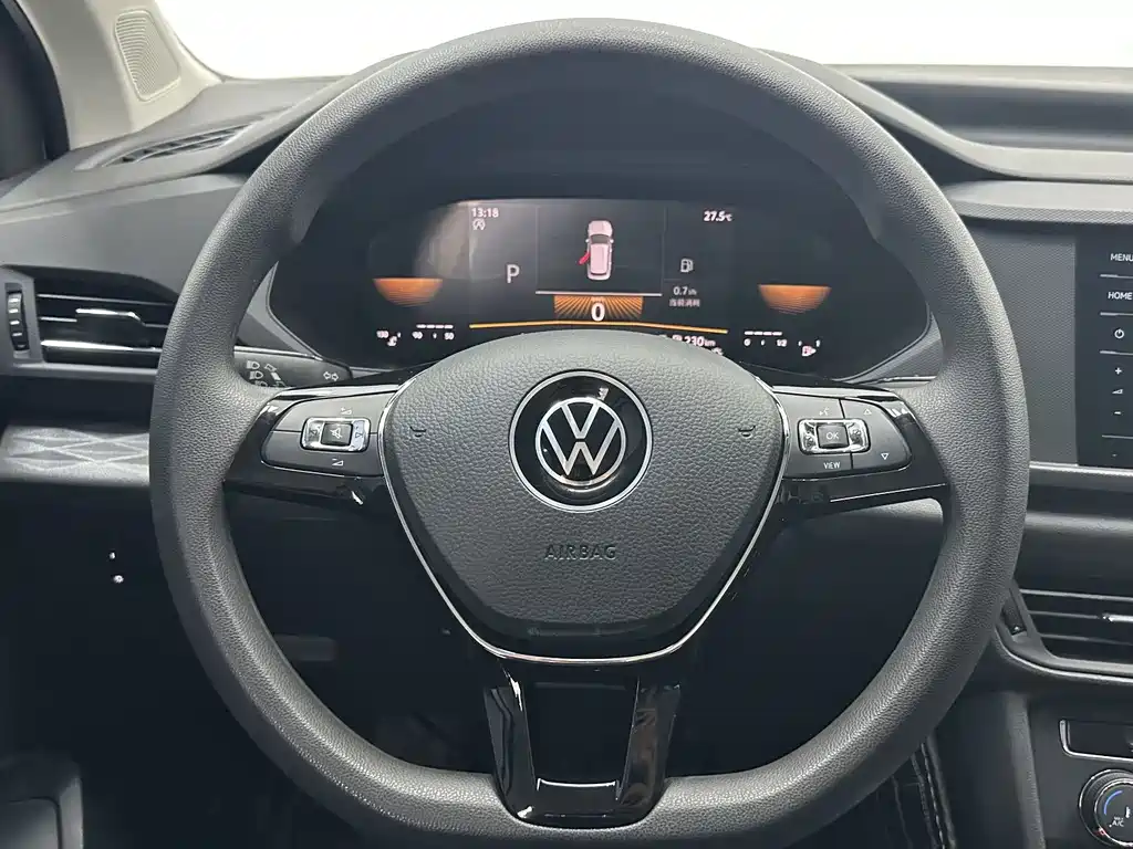 Volkswagen Tharu 2022 — фото 10
