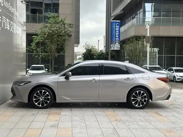 Toyota Avalon 2023