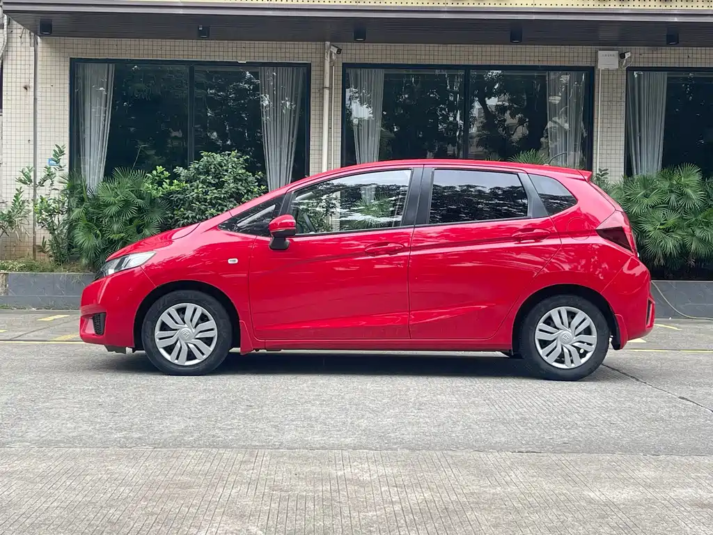 Honda Fit 2017 — фото 8
