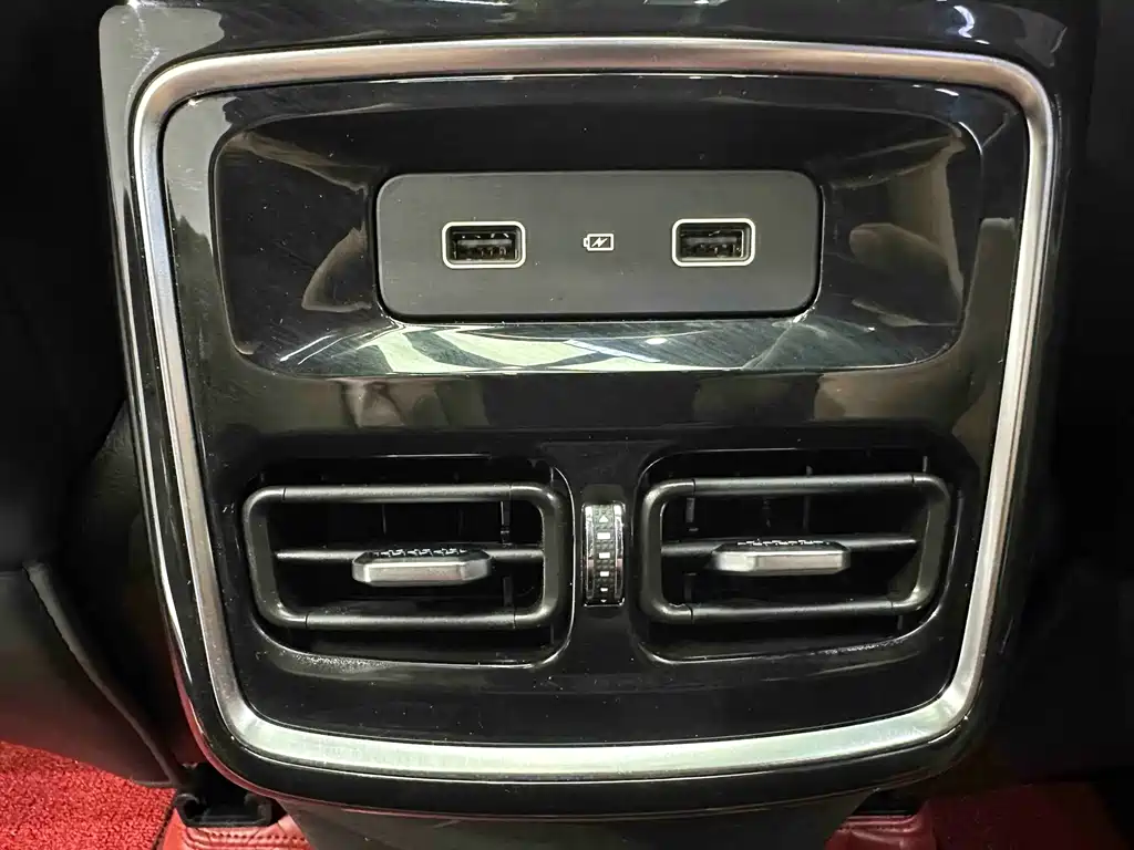 Jetour X70 PLUS 2023 — фото 14