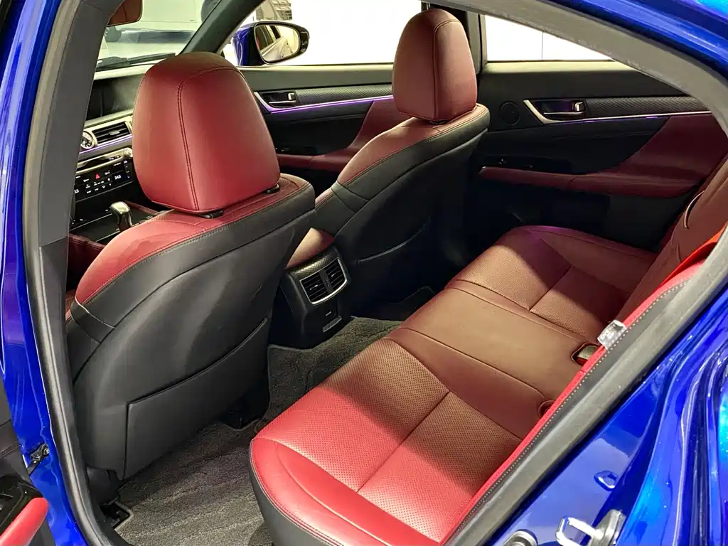 Lexus GS 2017 — фото 10