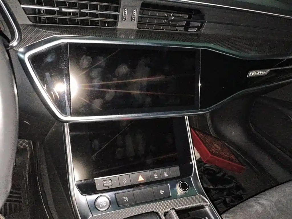 Audi A6L 2020