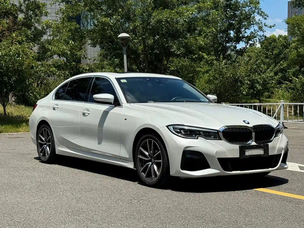 BMW 3 Series 2022