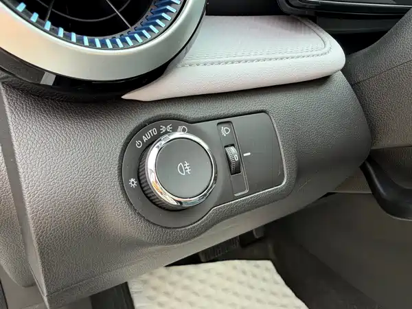Chevrolet Monza 2023