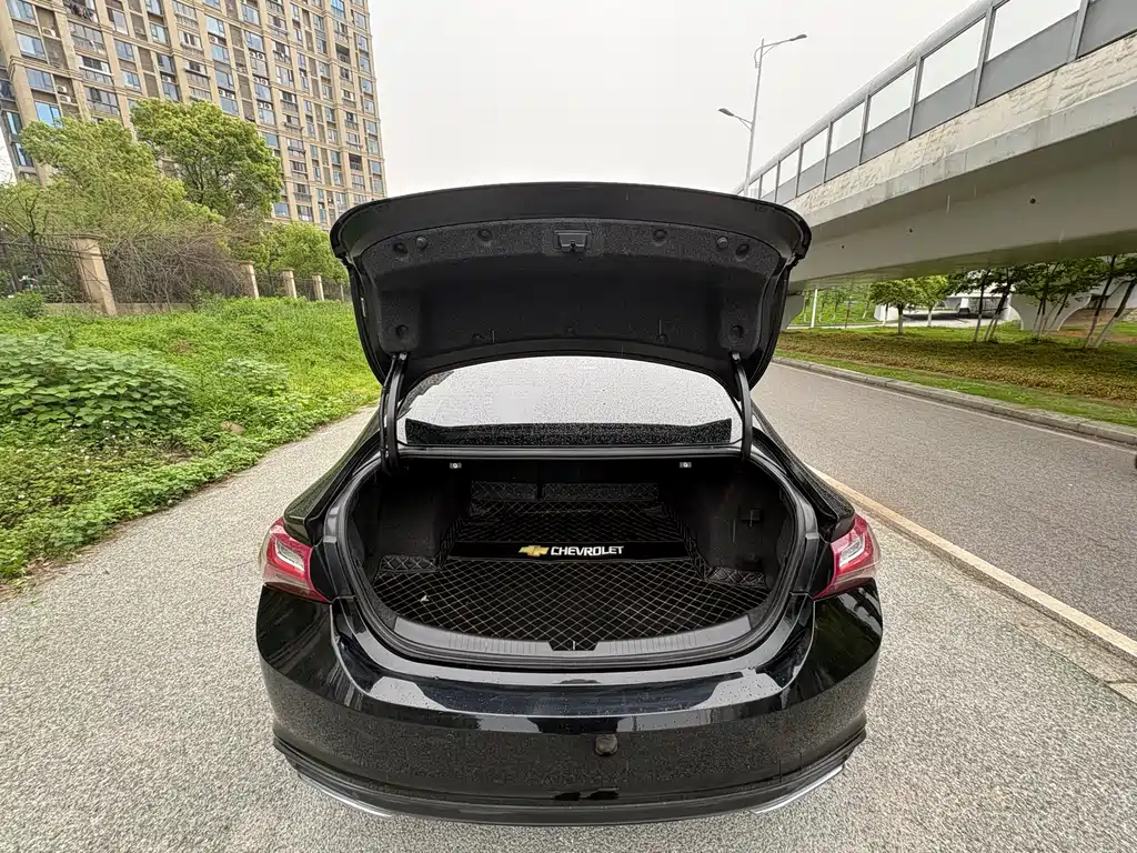 Chevrolet Malibu XL 2022 — фото 20