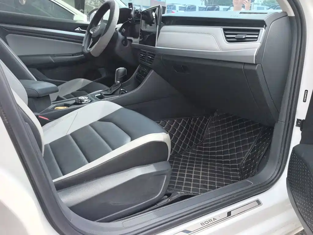 Volkswagen Bora 2024