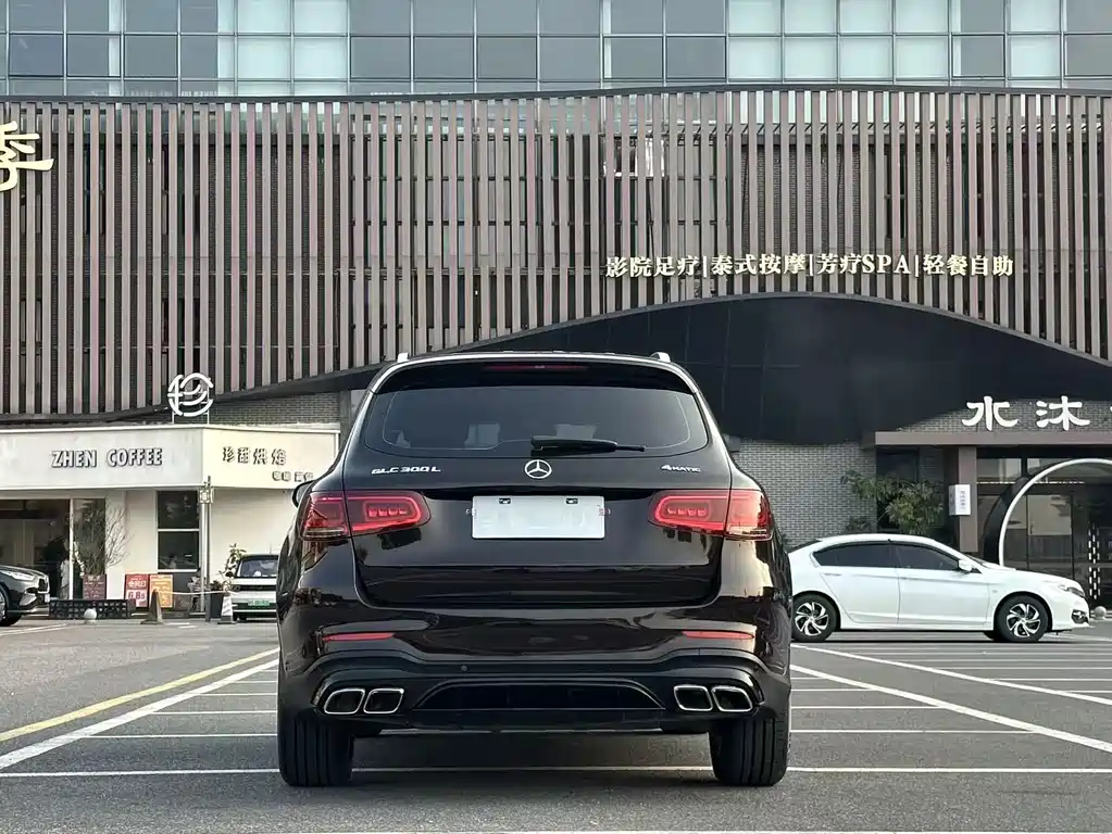 Mercedes-Benz GLC 2022 — фото 20