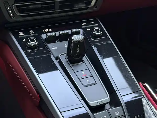 Porsche 911 2023