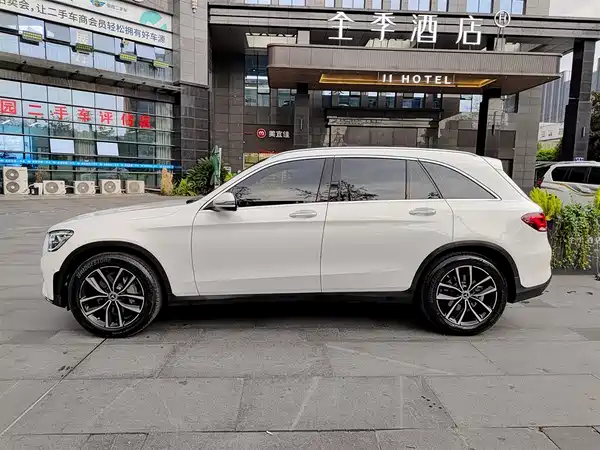 Mercedes-Benz GLC 2022