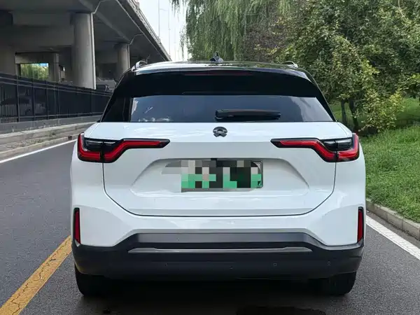 NIO ES6 2021