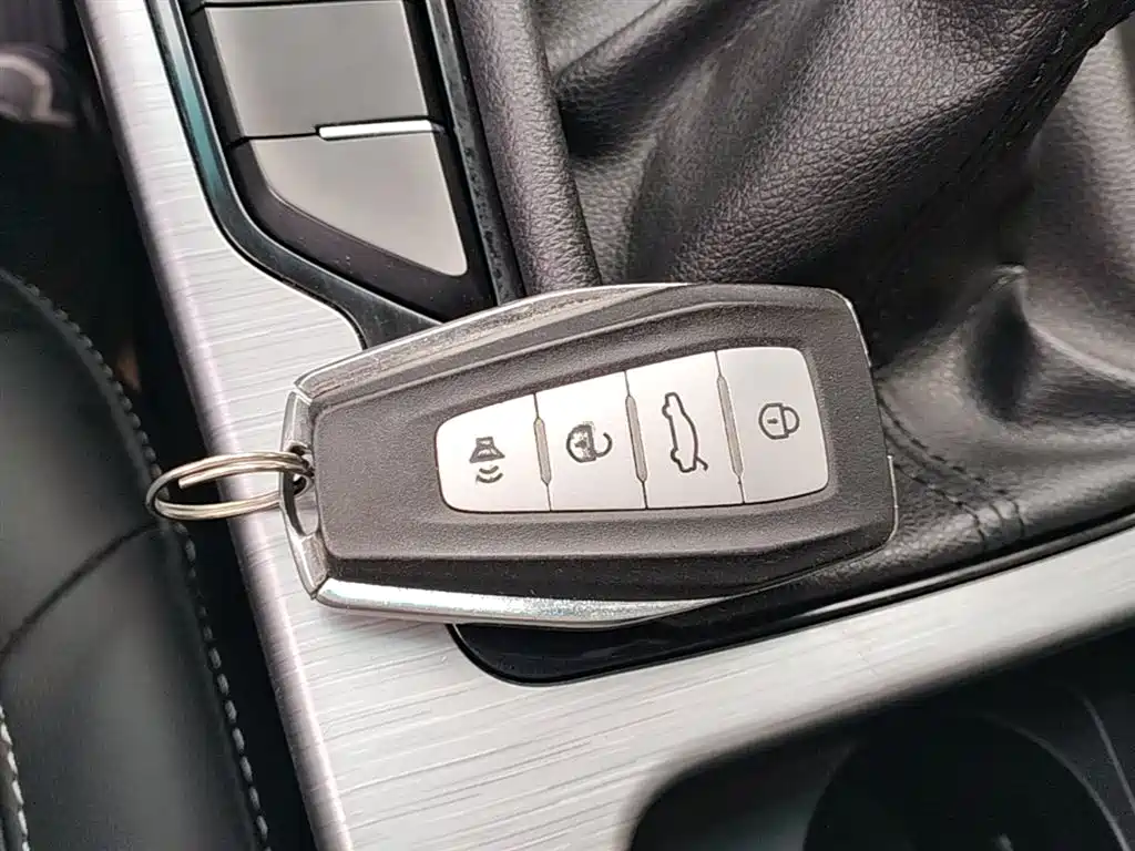 Geely Emgrand GS 2020 — фото 9