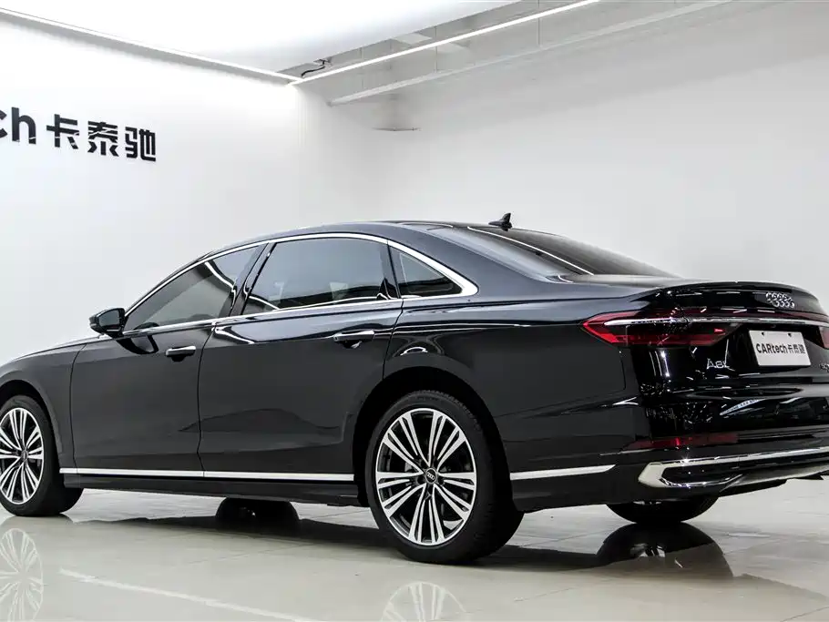 Audi A8 2024 — фото 7