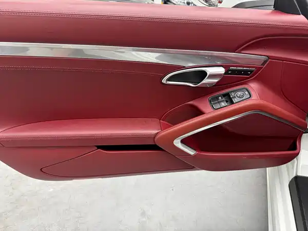 Porsche 718 2017