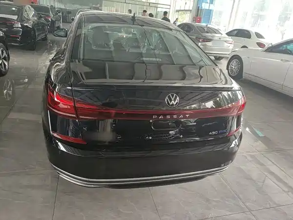 Volkswagen Passat Plug-In Hybrid 2026