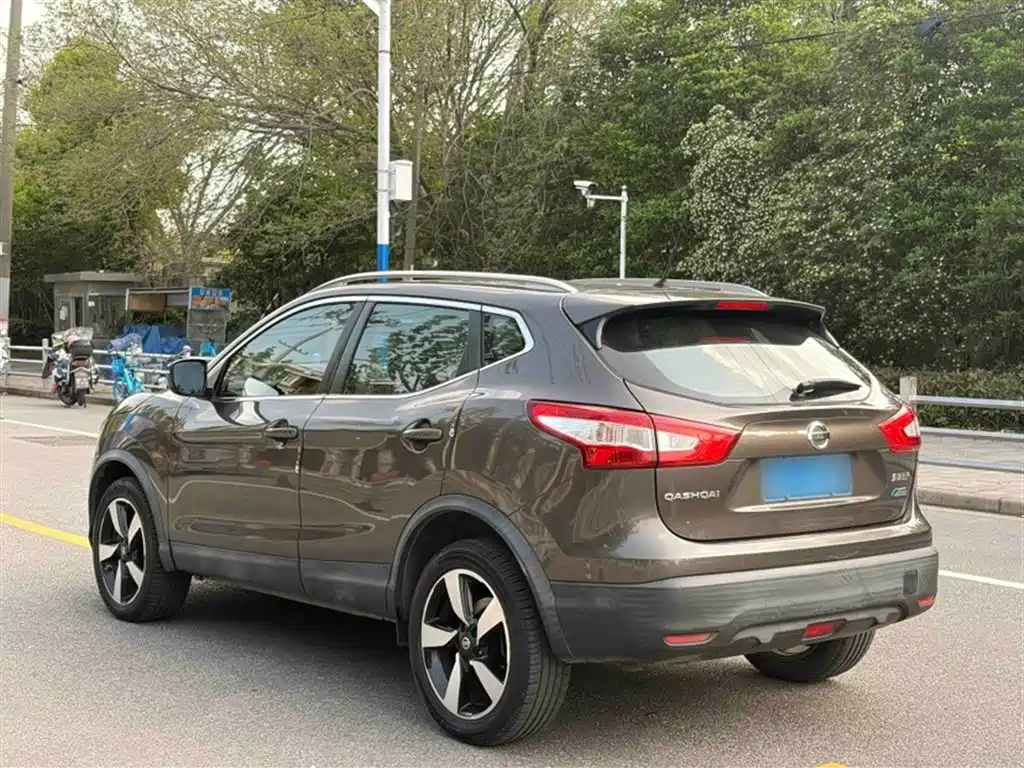 Nissan Qashqai 2017 — фото 13