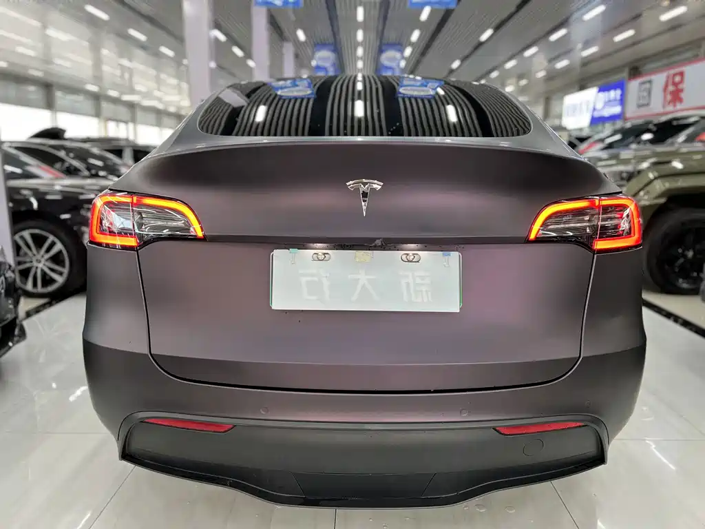 Tesla Model Y 2021 — фото 8