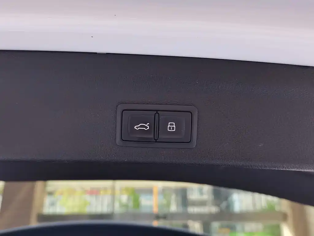 Audi Q3 2023 — фото 21