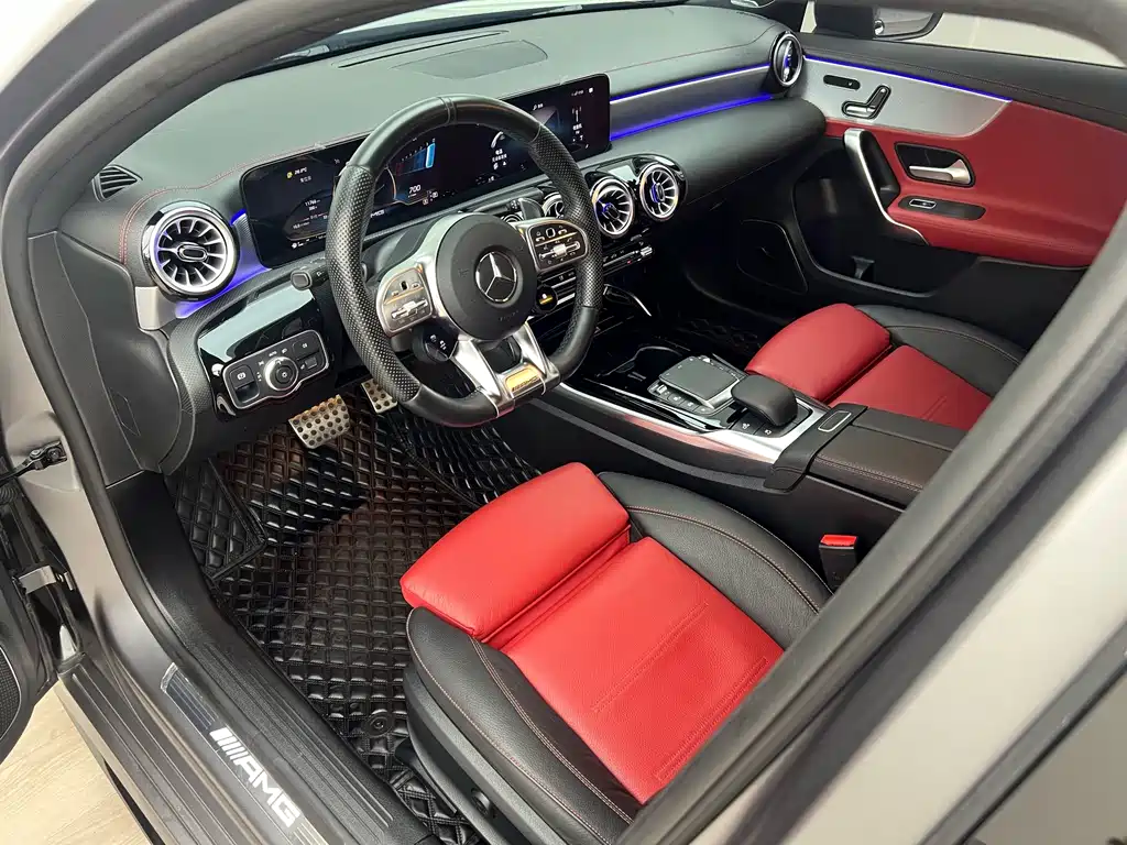 Mercedes-Benz A-Class AMG 2022 — фото 21