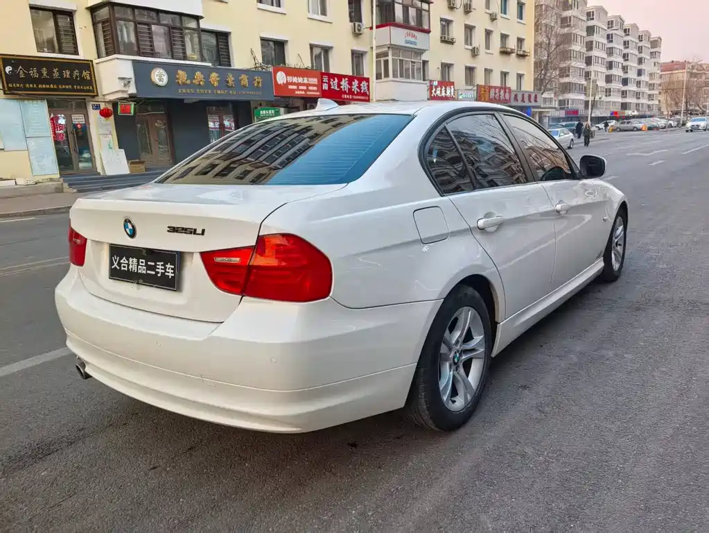 BMW 3 Series 2012 — фото 4