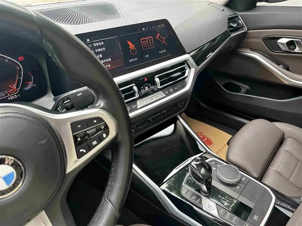 BMW 3 Series 2020 — фото 14