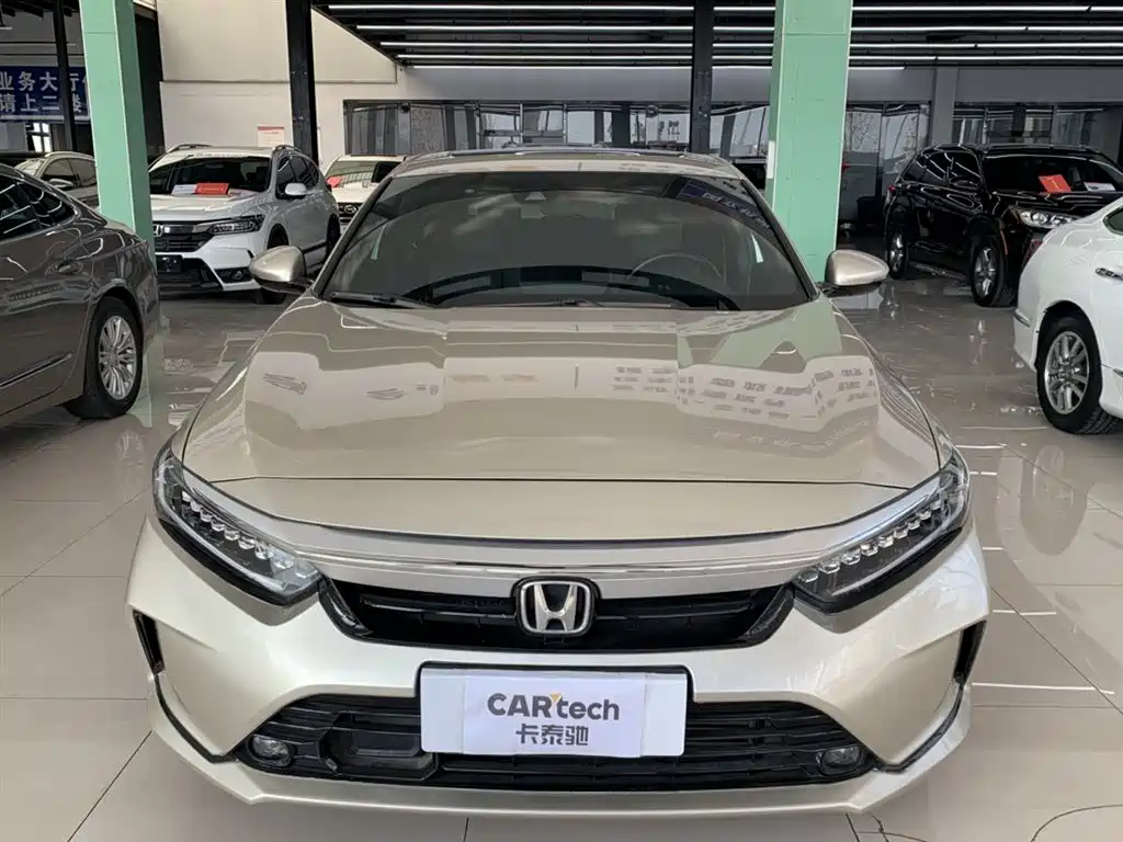 Honda Inspire 2022 — фото 2