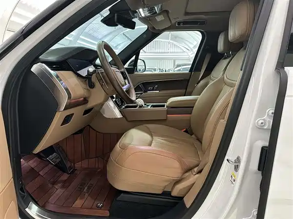 Land Rover Range Rover 2023