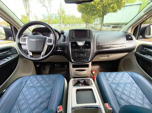 Chrysler Grand Voyager 2014
