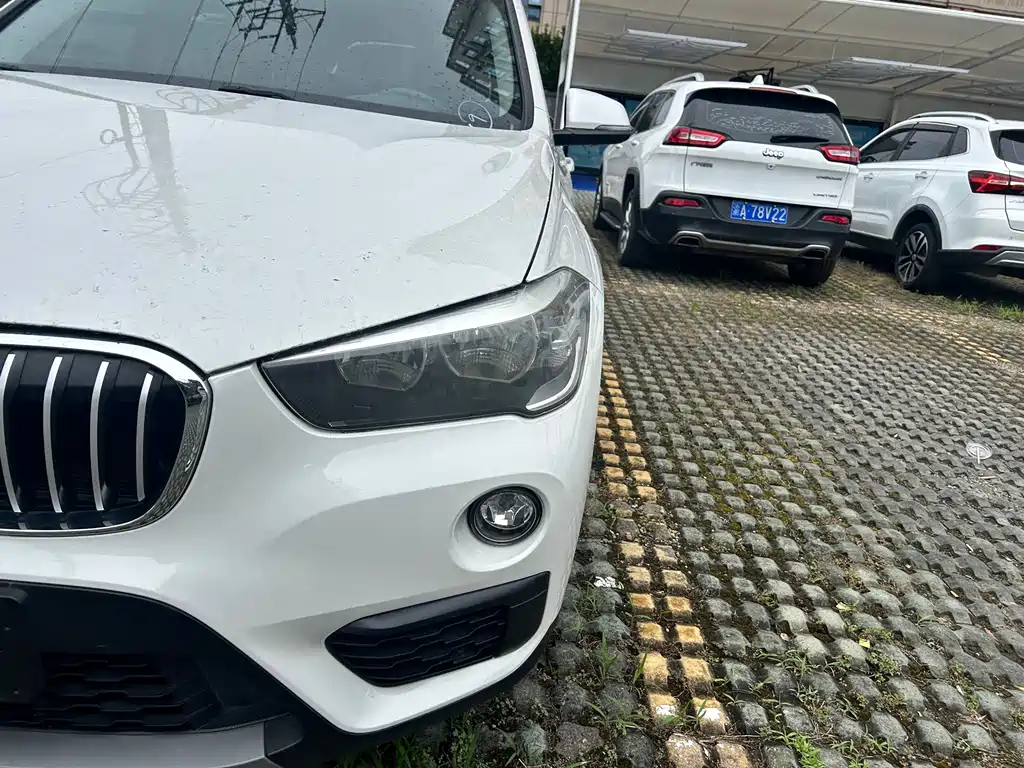 BMW X1 2016 — фото 13