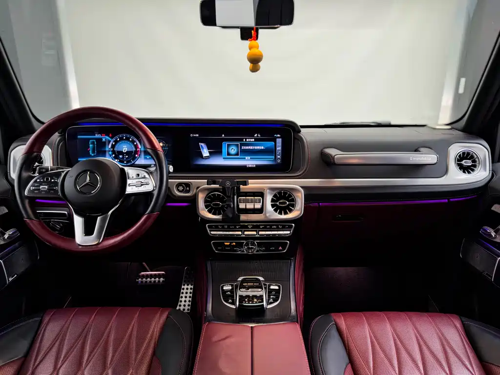 Mercedes-Benz G-Class 2023 — фото 17