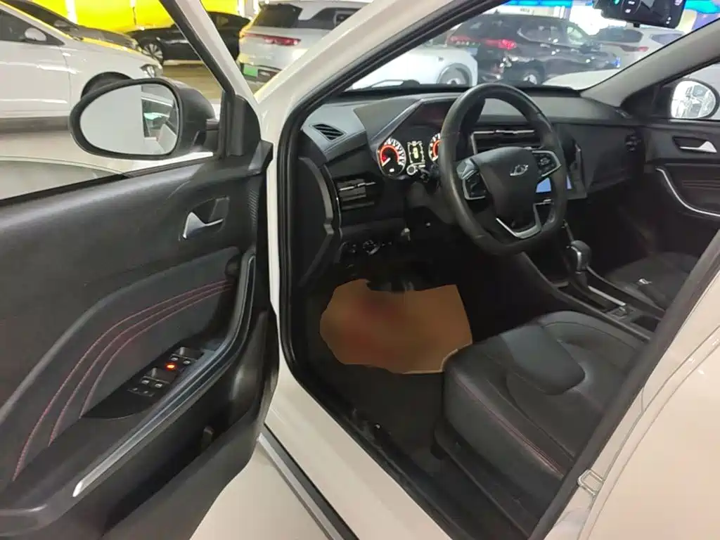Chery Tiggo 3x 2021 — фото 16