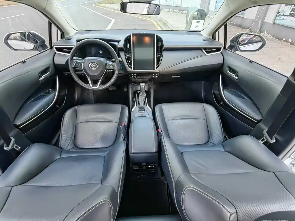 Toyota Corolla 2019 — фото 6