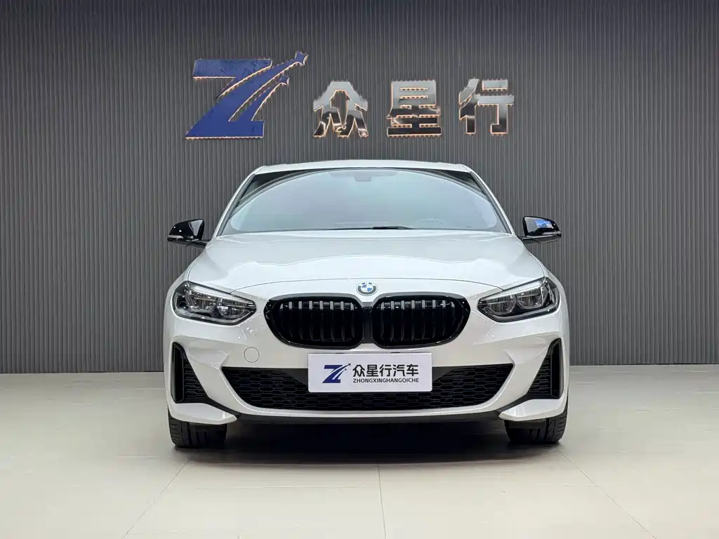 BMW 1 Series 2023