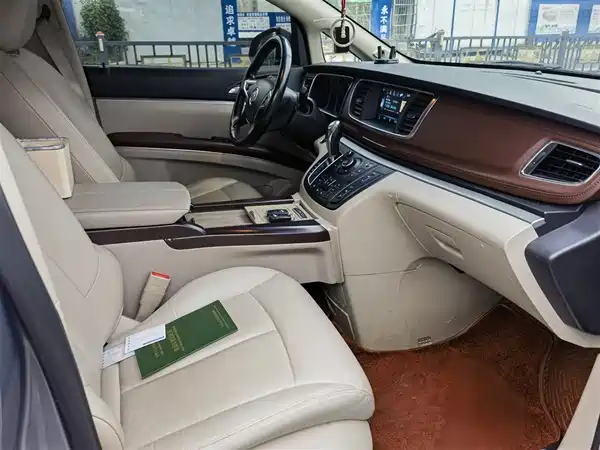 Buick GL8 2018