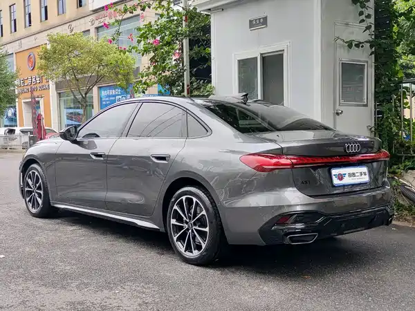 Audi A5L 2025