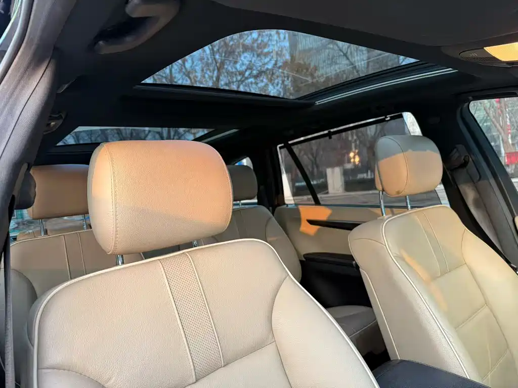 Mercedes-Benz R-Class 2015 — фото 6