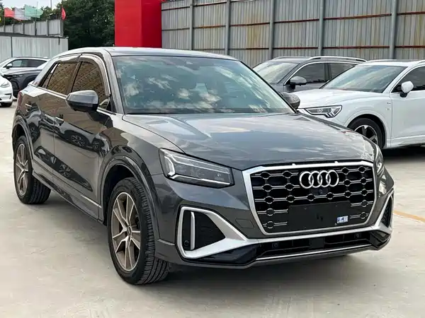 Audi Q2L 2022