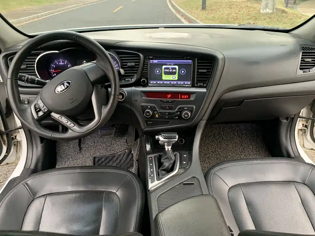 Kia K5 2014 — фото 10