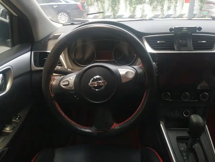 Nissan Sylphy 2019 — фото 15