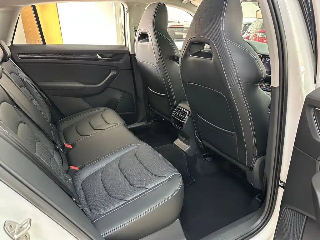 Skoda Kodiaq GT 2021 — фото 13