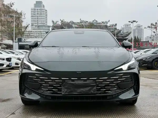 MG MG7 2023
