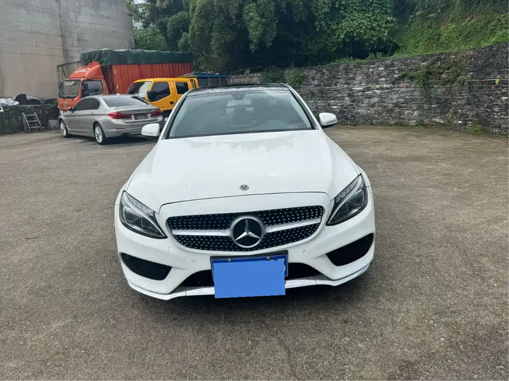 Mercedes-Benz C-Class 2017
