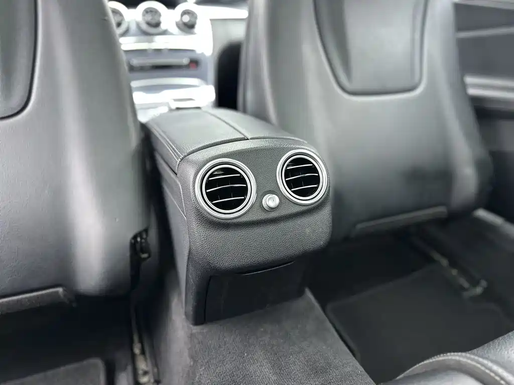 Mercedes-Benz C-Class 2018 — фото 14