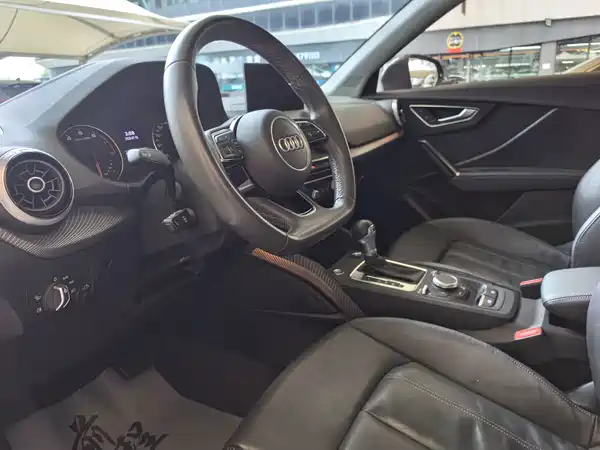 Audi Q2L 2022