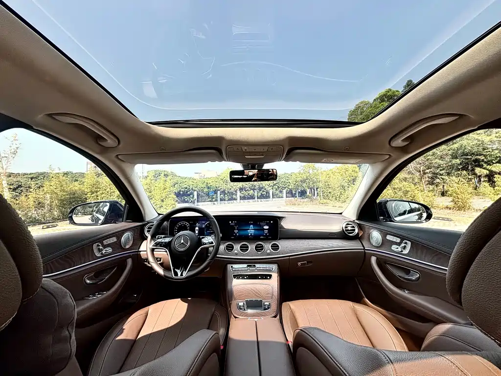 Mercedes-Benz E-Class 2023 — фото 22
