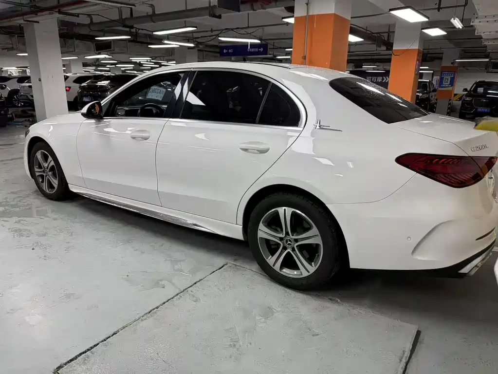 Mercedes-Benz C-Class 2022